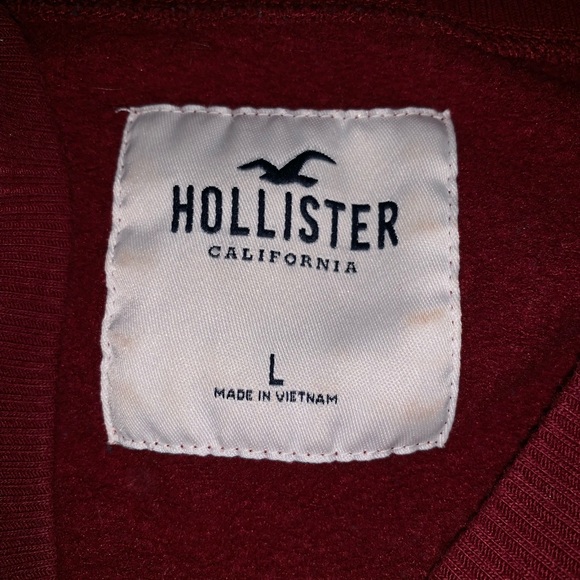 Red, White, and blue Hollister sweater - Picture 2 of 3